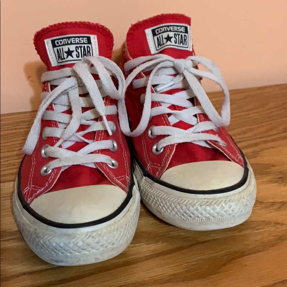 Converse - Picture 2 of 4